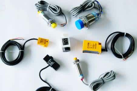 YTT-150-Z耐震差动远传压力表,YTT-150-Z上海产双旭牌老产品