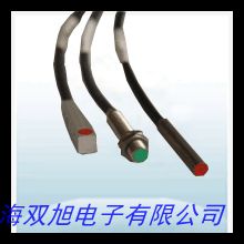 劳易测leuze光电传感器感应电眼接近开关IS 218MM/2N0-8N0