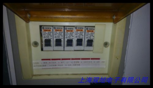 断路器小型低压断路器 空气开关批发