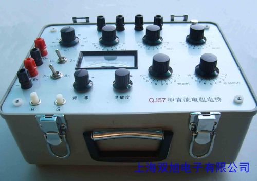 电桥LCR电感电容电阻测试仪器万用表数字多用表CEM华盛昌DT-9935